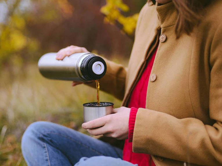 تھرمل موصلیت کا کپ منتخب کرنے کے لیے کیا مواد ہے؟